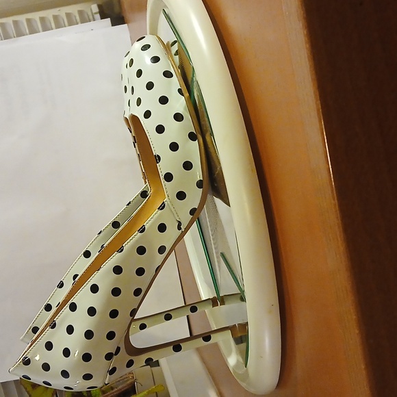 Unisex Shoe NWT, 12.5US/44EU Black Polka Dot round toe pump, D'Orsay, 4" heel - Picture 5 of 10